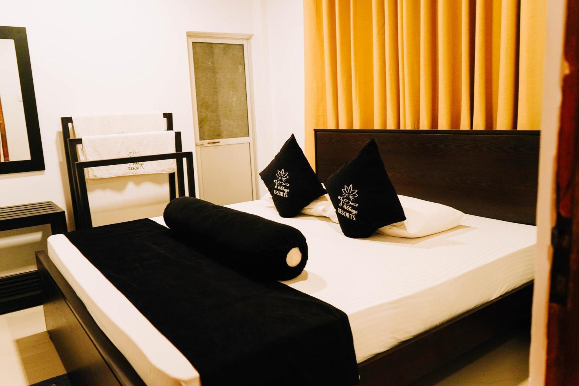 Abhaya Resorts Anuradhapura Exterior foto
