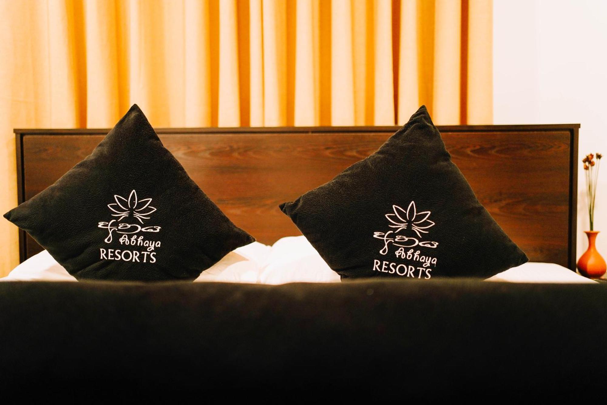 Abhaya Resorts Anuradhapura Exterior foto