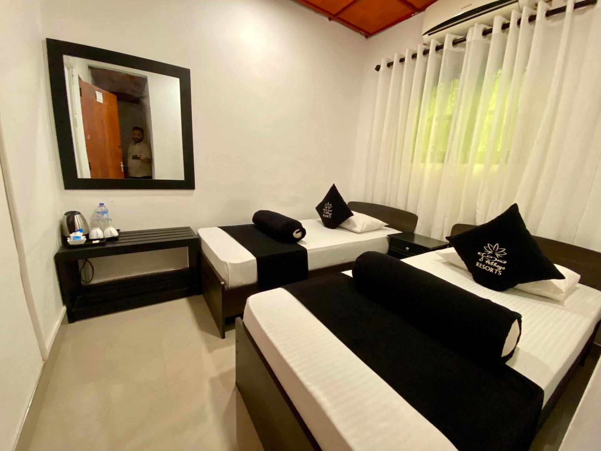 Abhaya Resorts Anuradhapura Exterior foto